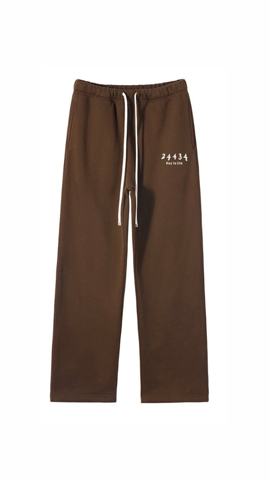 Sweatpants (Brown/white)